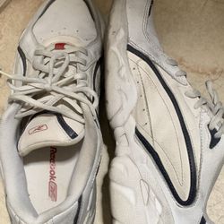 Reebok 3-D Ultralight Size 10