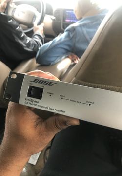 Bose(freespace IZA 2120-Hz