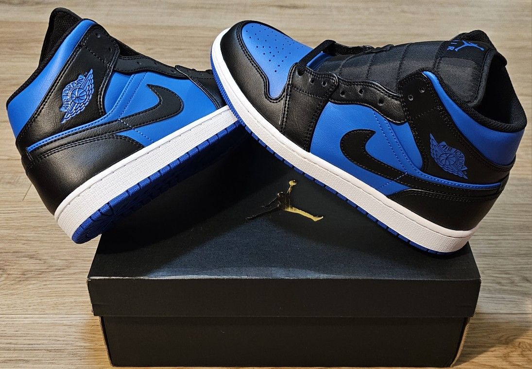 Jordan 1's Size 6y And 6.5y Youths