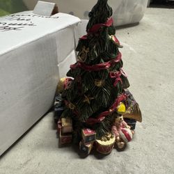 Vintage Christmas tree music box statue figurine home decor