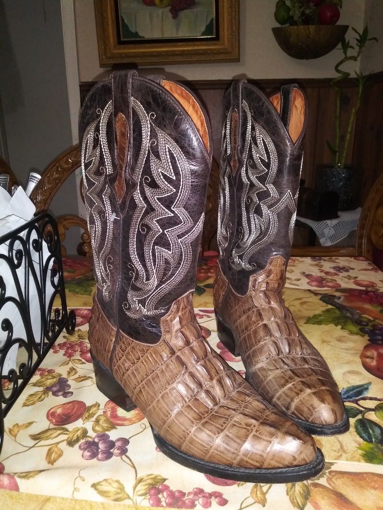 Mens Boots Size 10