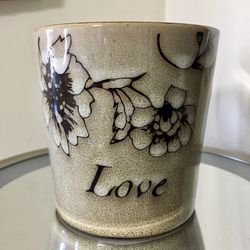 NEW -  Pfaltzgraff Inspirational Floral Love Ceramic 16 oz Mug - Microwave & Dishwasher Safe - A great gift!