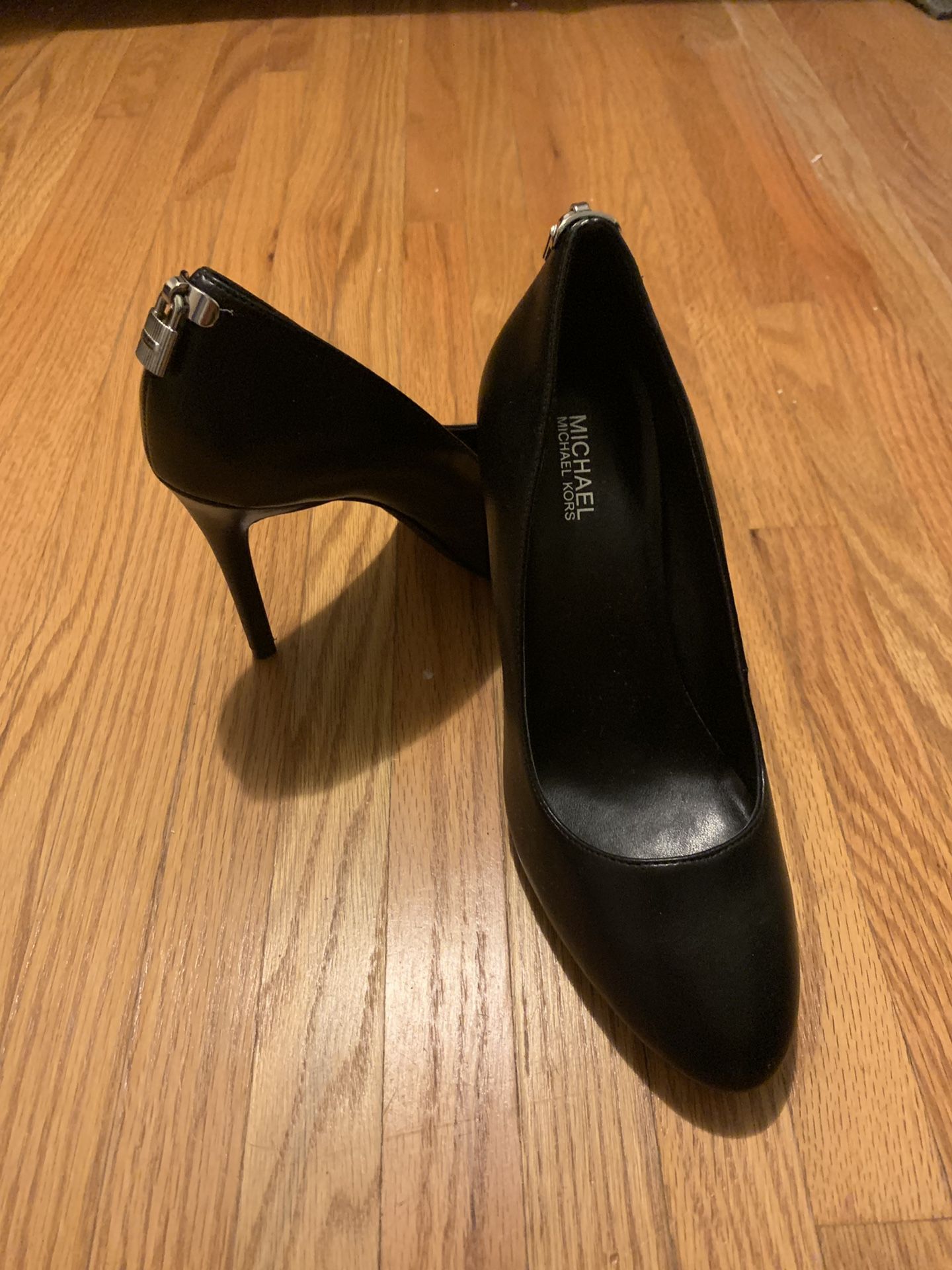 Michael Kors heels/ like new. Worn once