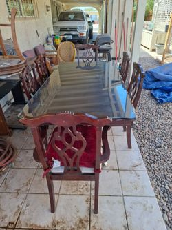 Dinette Table With 6 Chairs