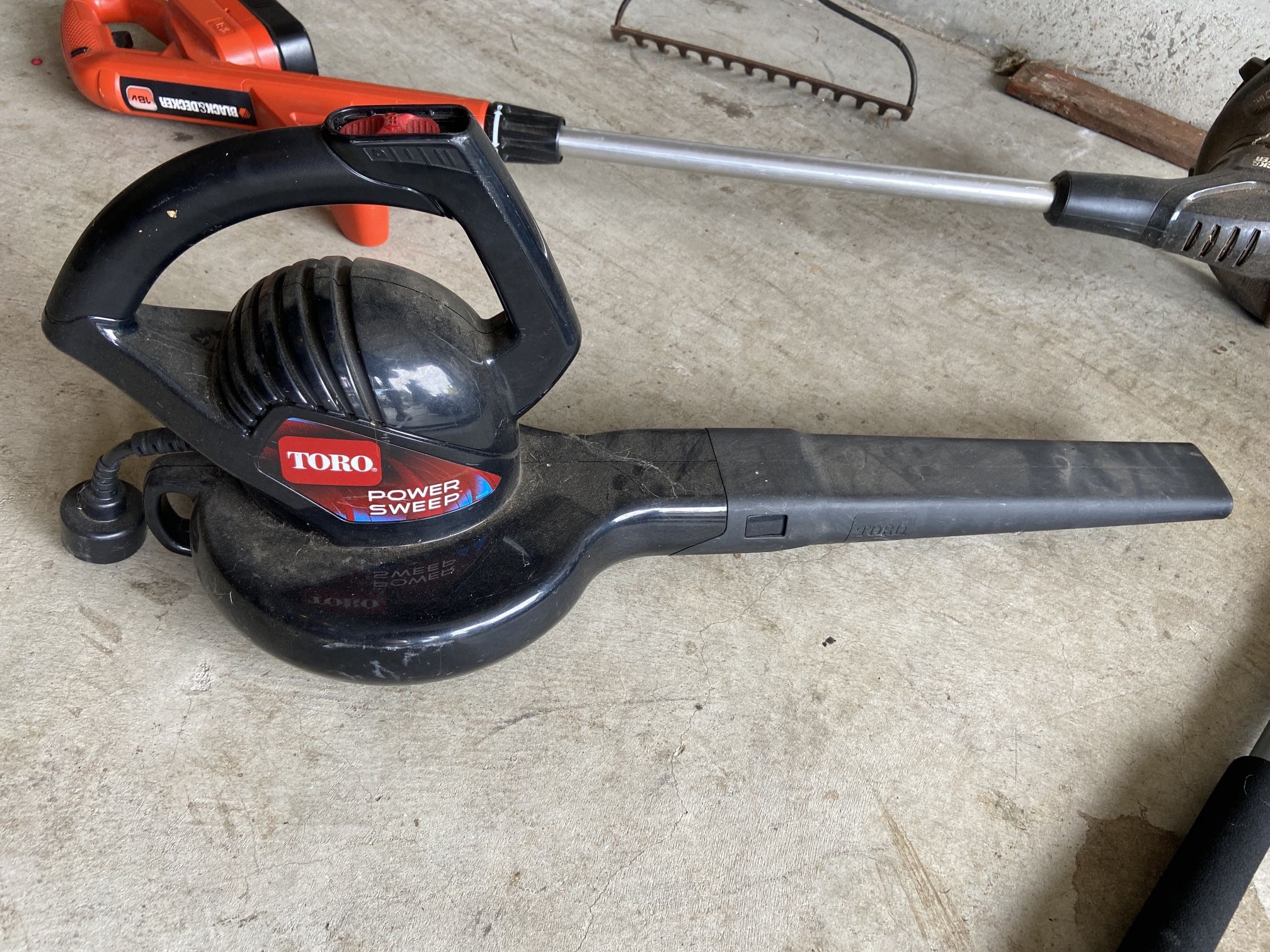 Electric (plug-in) Leaf Blower 