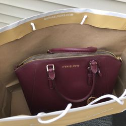AUTHENTIC MICHAEL KORS PURSE 👜 FOR WOMEN 