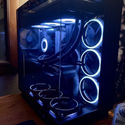 NZXT H9 Elite (Black) + Arctic Fans + PCI USB Hub Used Great Condition