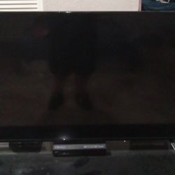 44" 4K Ultra Flat Screen Smart TV
