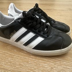 Adidas Gizelle