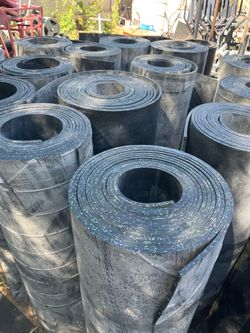 Gym flooring rolls 4x30’ 3/8in thick