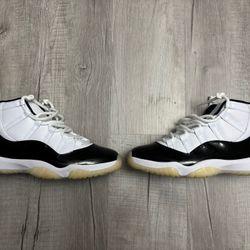 Jordan 12 (Gratitude) Size 11