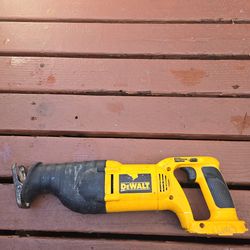 Dewalt DW938 variable speed reciprocating saw 18v