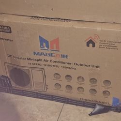Mageair 12,000 BTU  DC Inverter Minisplit AC