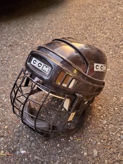 Adult Hockey Helmet