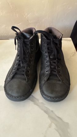 Dr. Marten leather upper hightop shoes size 13