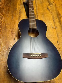 Art & Lutherie Ami Cedar Blue Acoustic Guitar – Canada