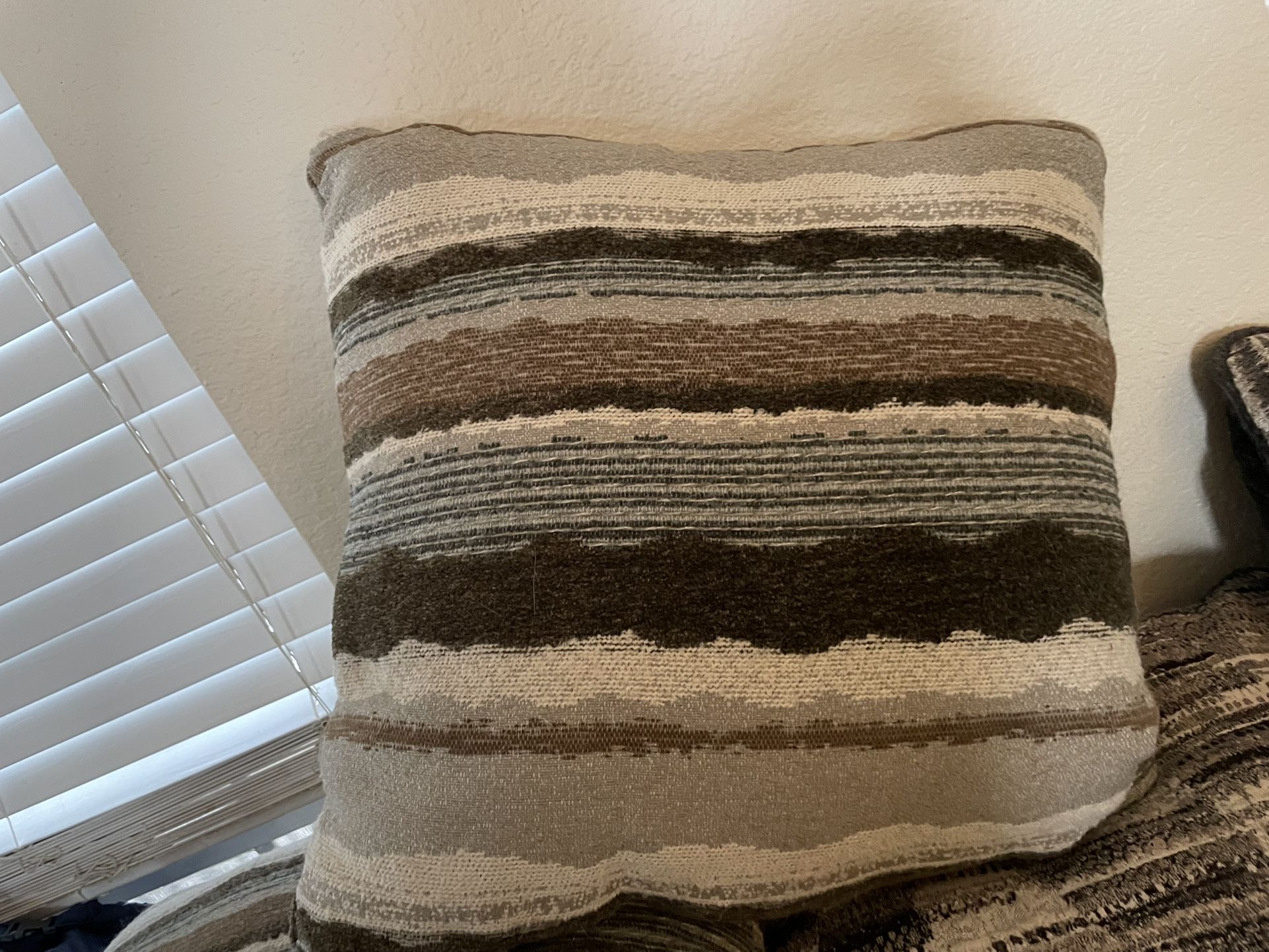 4 Extra Large Couch Pillows