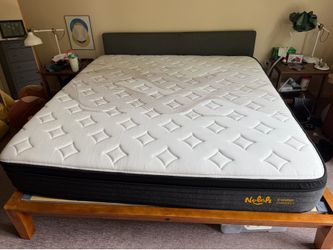 Like New Nolah Evolution Comfort+ Pillow Top Hybrid King Mattress