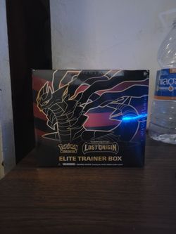 Elite Trainer Box Pokemon Lost Origin