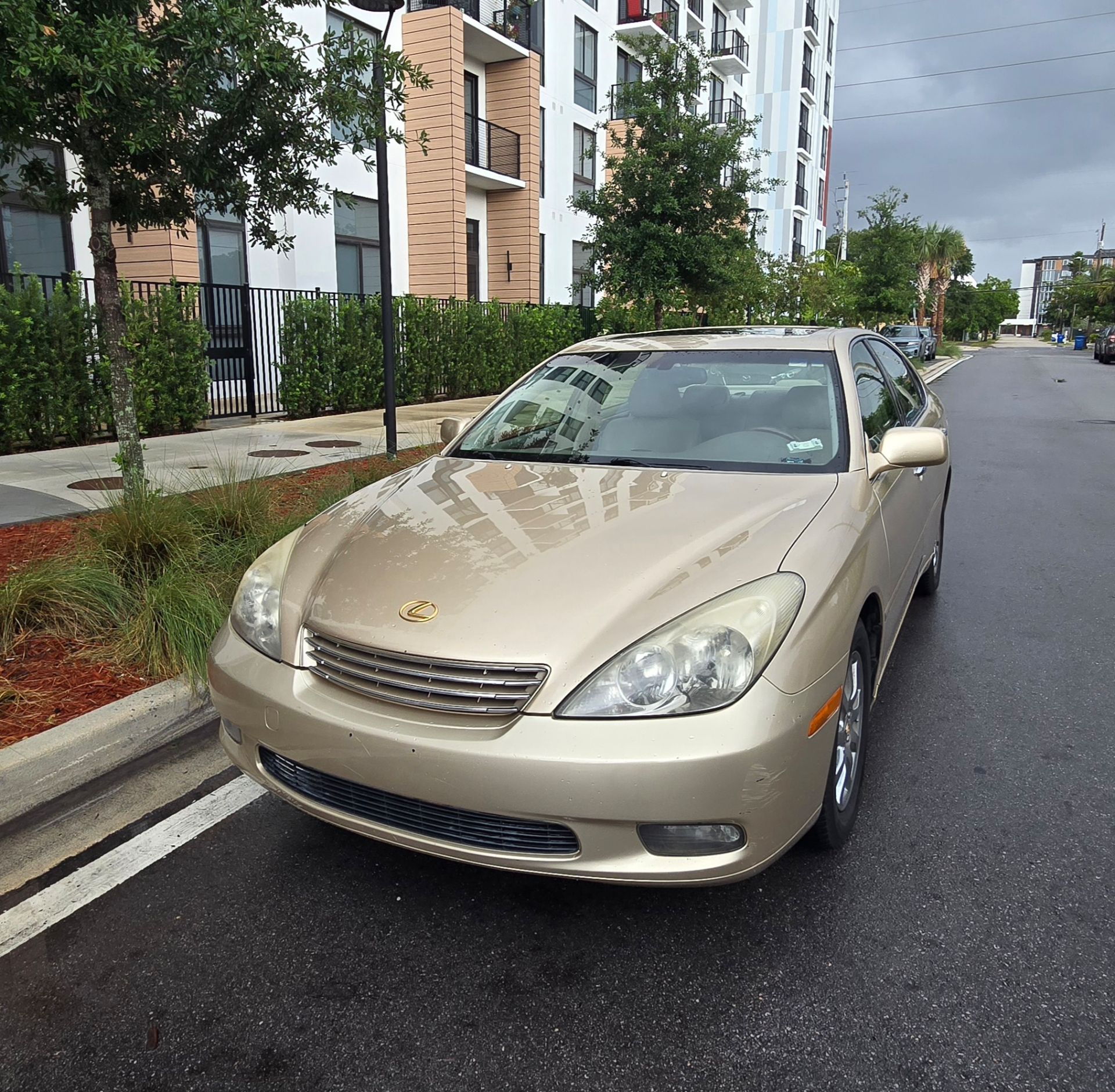2004 Lexus ES 330