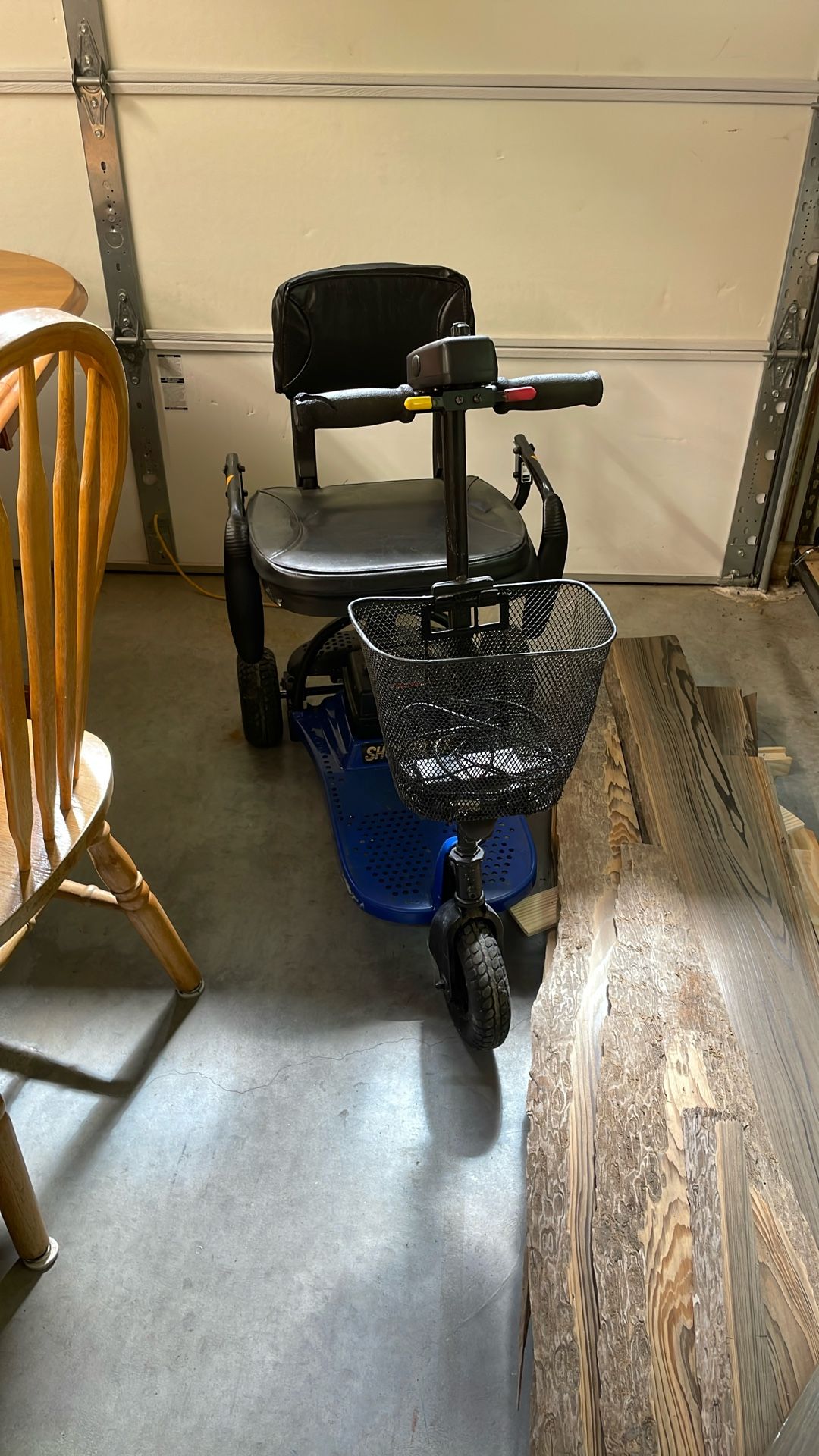 Shop rider Scooter