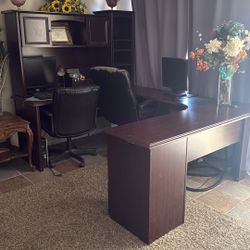 Office Executive Desk  With Shelves Hutch (used) 