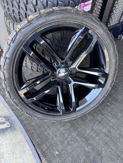 24” Chevy Reps on 33s like new 6 lug