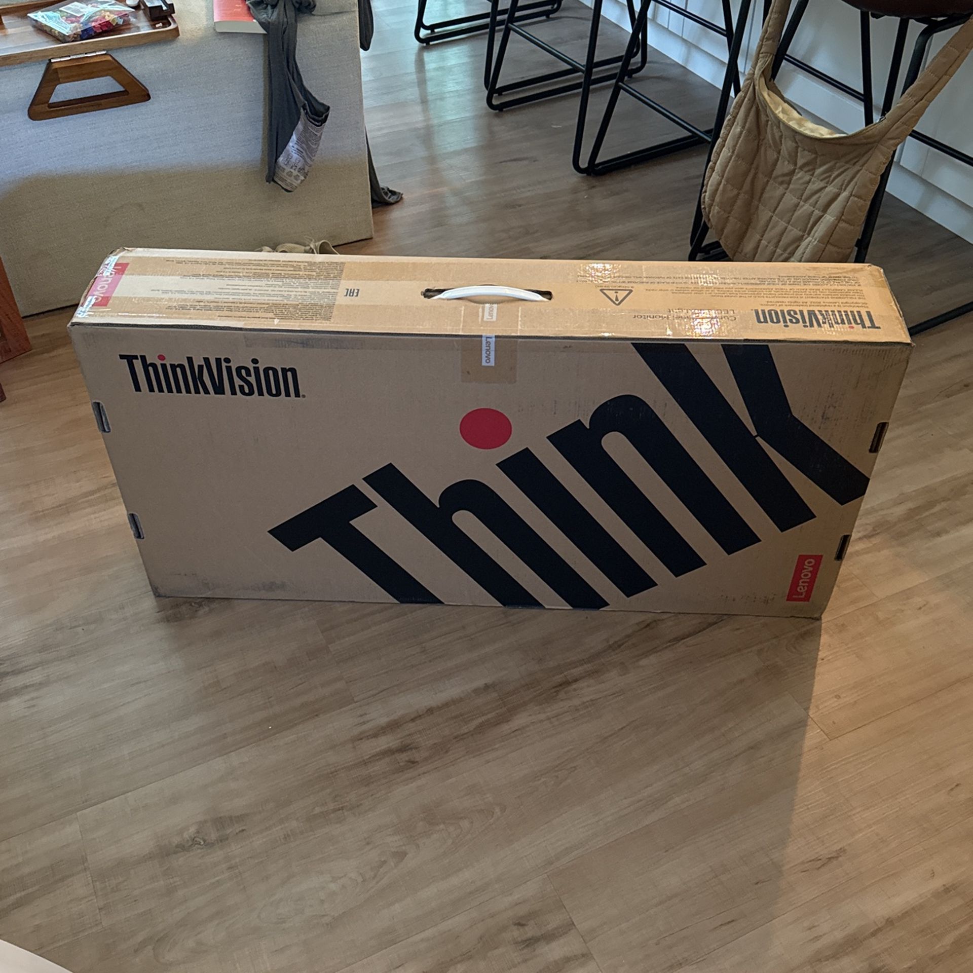 Lenovo Thinkvision T34w - 30 Curved Panel Monitor