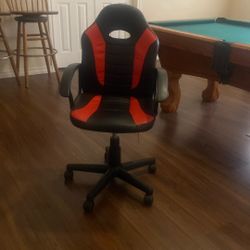 GAMING CHAIR
