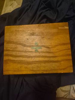Military collectibles WW2 German First Aid Box W/460 PHOTOS