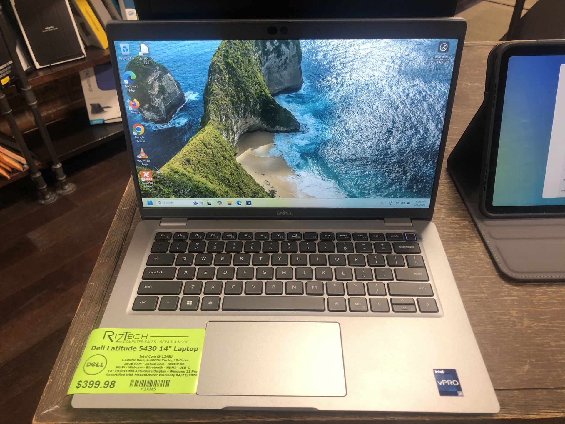 Dell Latitude 5430 14β Laptop β Powerful and Reliable Business Laptop for Work and Travel