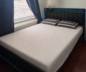Bed frame - (BEST OFFER HMU)