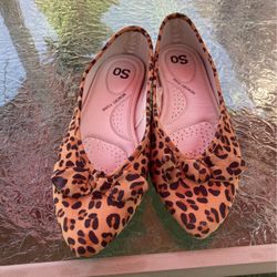 Shoes Size 6