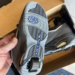 Kids Heely’s Boys Size 2 Girls 3 1/2