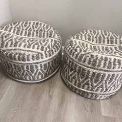 Pouf Ottomans