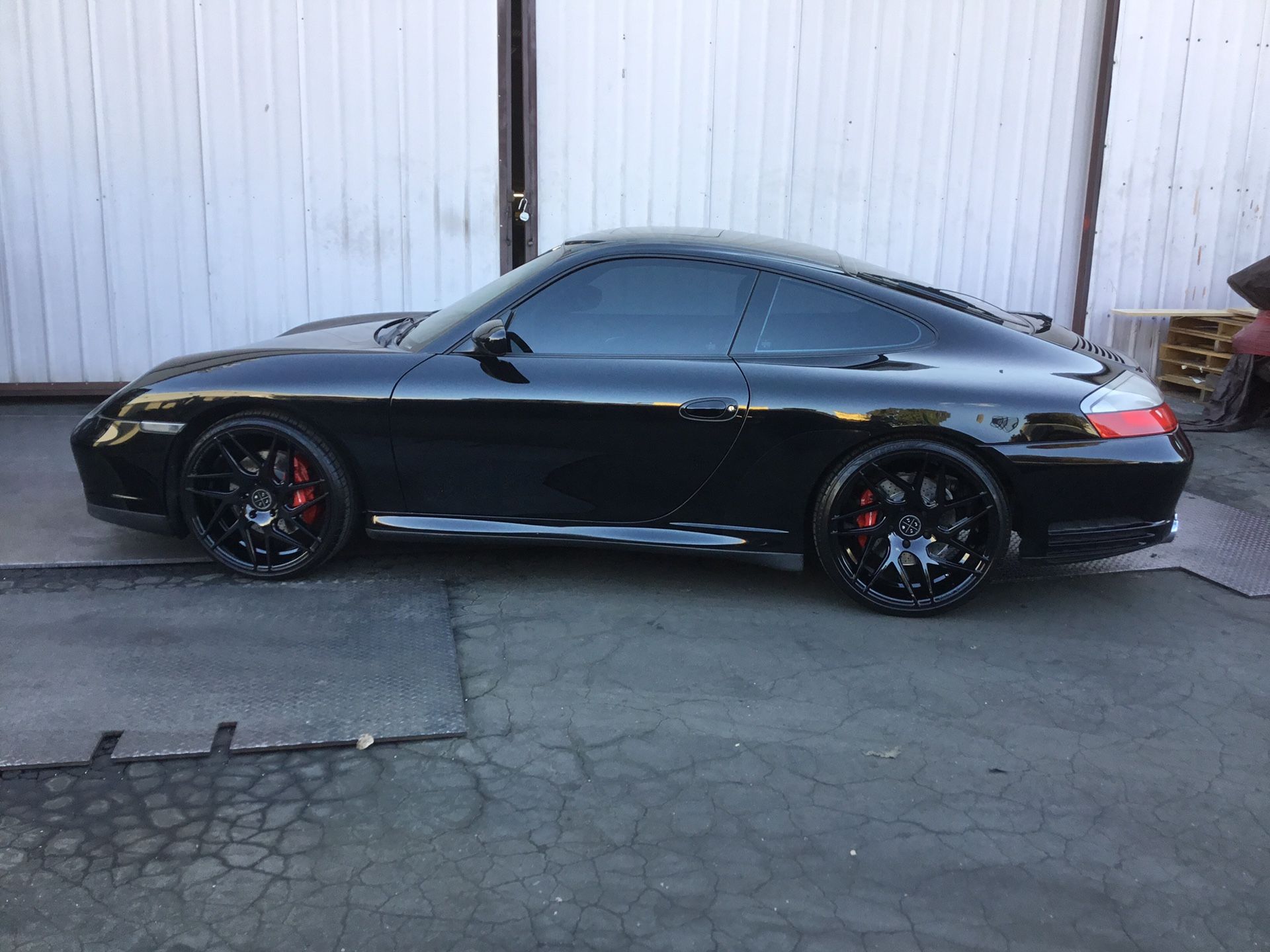 2004 Porsche 911 Carrera 4S