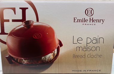 Emile Henry Bread cloche burgundy