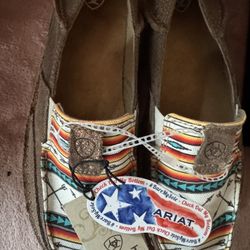 Ariat Shoes 8.5 / Michaels KORS WATCHES BRAND NEW / 75 Inch Tv Don’t Know What’s Wrong With It -100 Bucks 