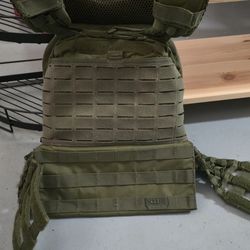 5.11 TacTec Plate Carrier With 20lb Inserts