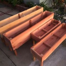 Beautiful privacy wall Frame Planter Box Garden Bed Outdoor Design cedar redwood AC pool equipment cover
