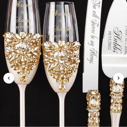 New sweetheart flutes & cake cutter.