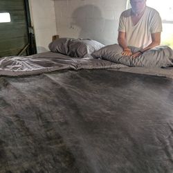 California King Size Tempur-Pedic Bed