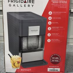 Frigidaire 44lb Nugget Ice Maker 
