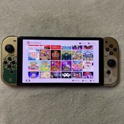 NINTENDO SWITCH OLED with 7500 GAMES INSTALLED