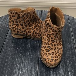 Cat & Jack Leopard Booties