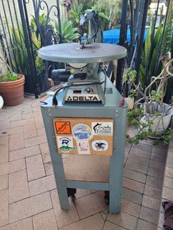 Delta Scroll Saw with Stand