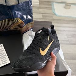 Nike Kobe 11 Elite Low Protro “Fade to black” size 11