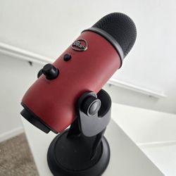 Yeti Mic Model Blue