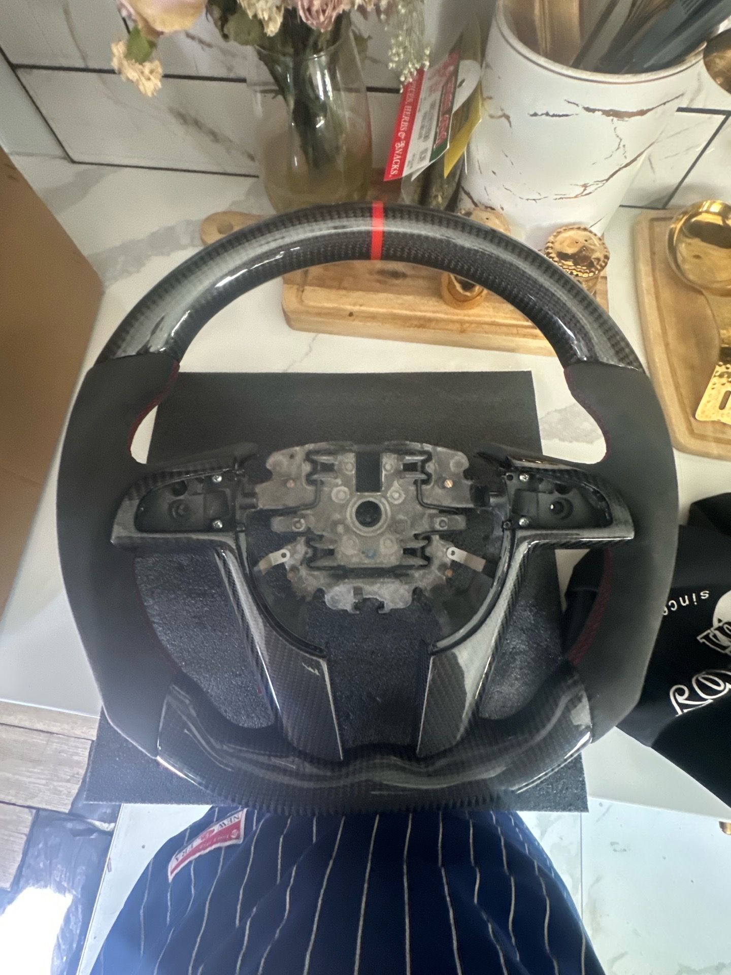G8 gt carbon fiber steering wheel