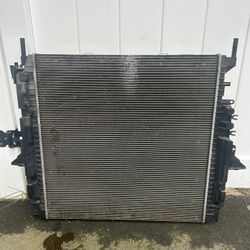 Radiator For Range Rover Used Oem